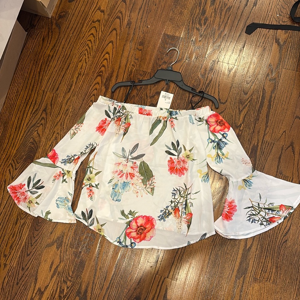 Flowy Off-the-shoulder Bell Sleeve Blouse
